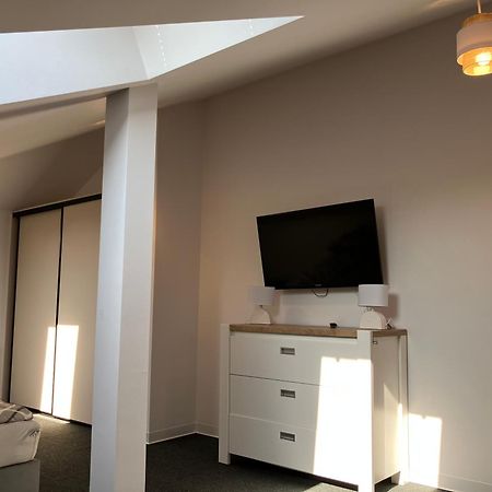 Agat Pokoje Goscinne Apartamenty Pobierowo Exterior foto