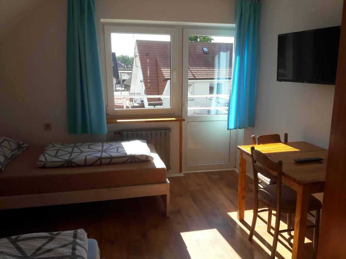 Agat Pokoje Goscinne Apartamenty Pobierowo Exterior foto