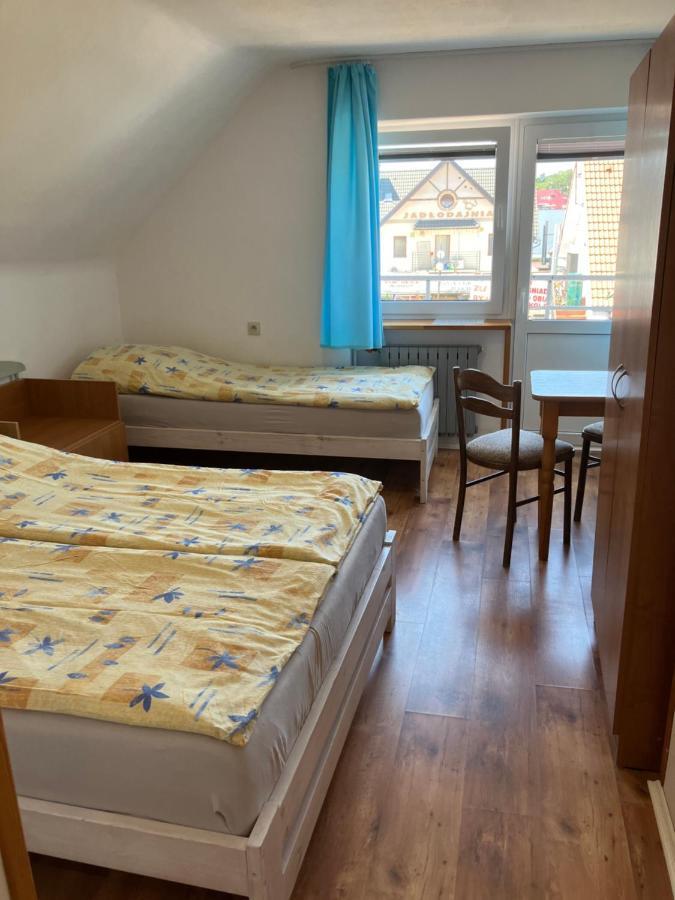 Agat Pokoje Goscinne Apartamenty Pobierowo Exterior foto