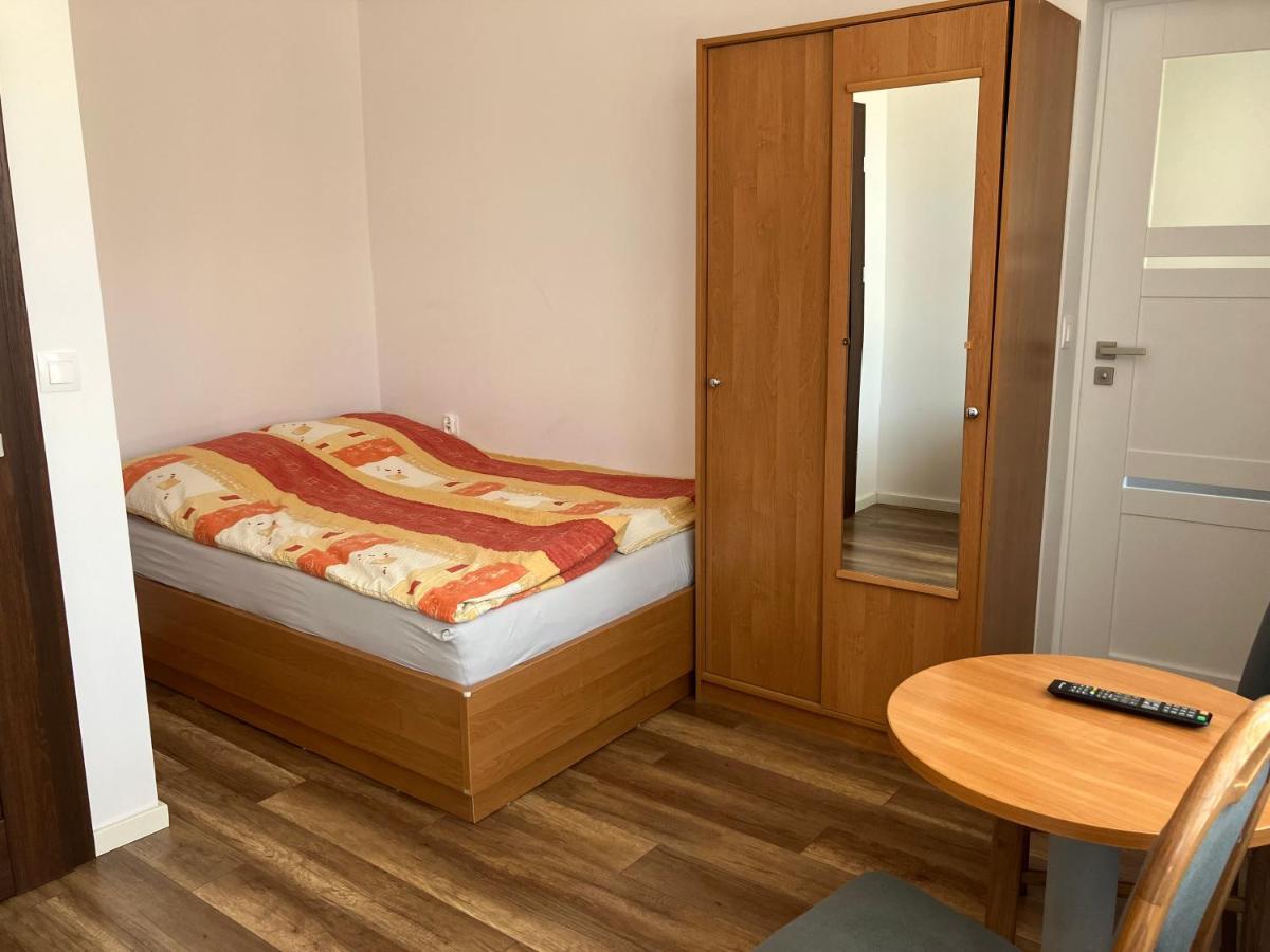 Agat Pokoje Goscinne Apartamenty Pobierowo Exterior foto