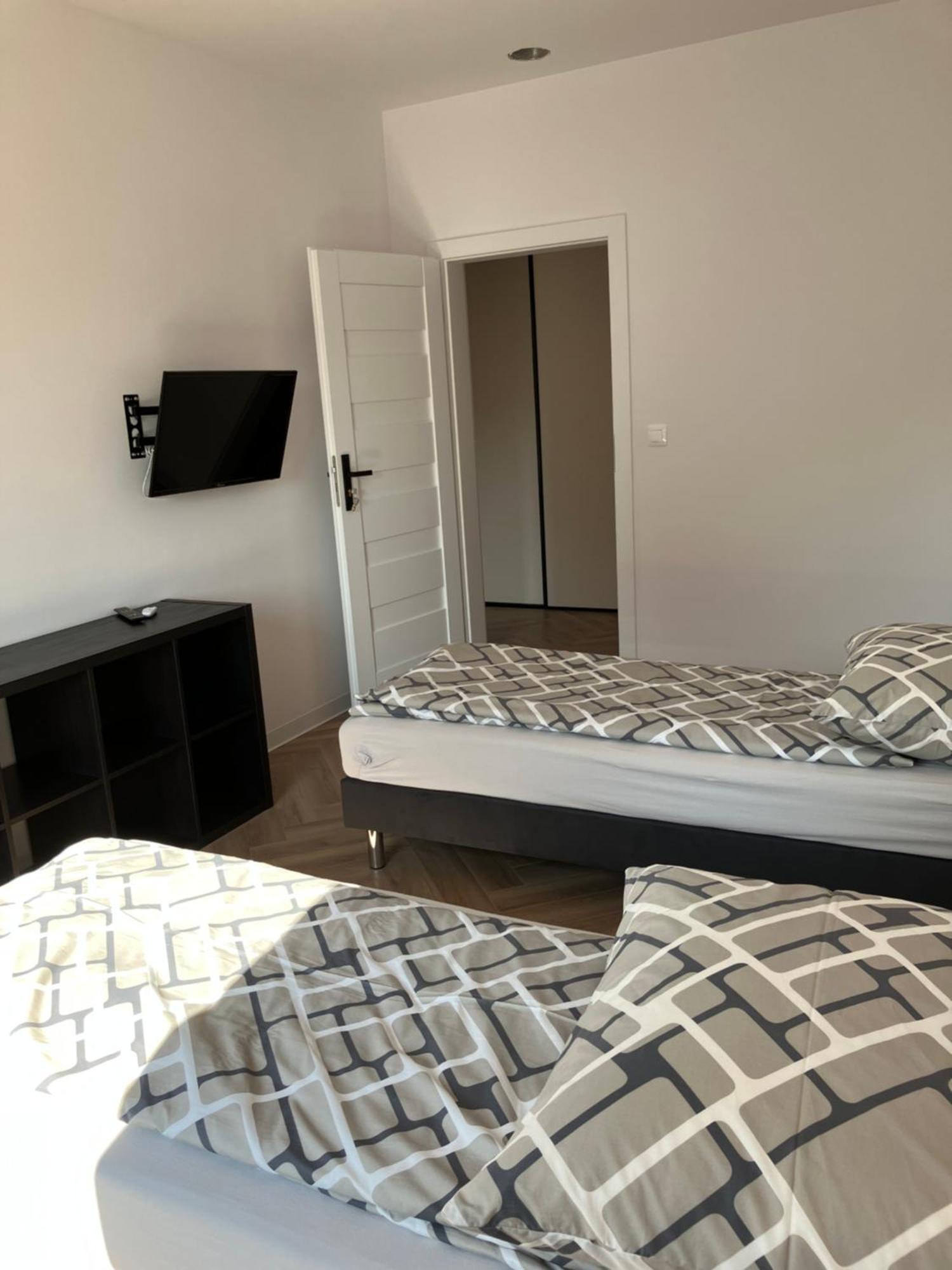 Agat Pokoje Goscinne Apartamenty Pobierowo Exterior foto